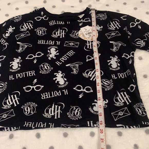 Harry Potter crop T shirt Size Small - Picture 7 of 7
